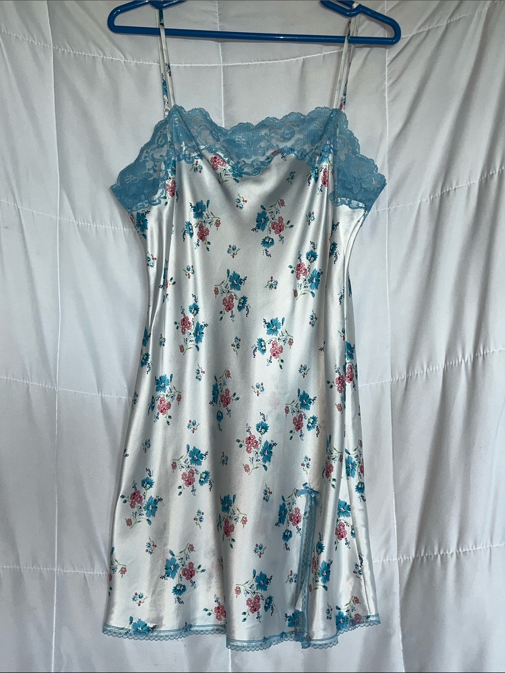 Victoria’s Secret Angels Floral Light Blue Lace Chemise Satin Slip Nightgown Lrg